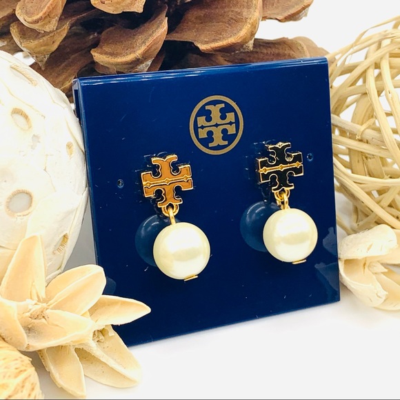 Tory Burch Gold Tone Logo Drop Pearl Earrings - Picture 3 of 8